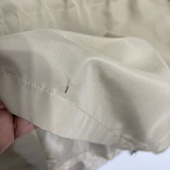 Totes Lightweight Windbreaker Jacket Size M Tan Full Zip and snaps No Hood women - Picture 8 of 16